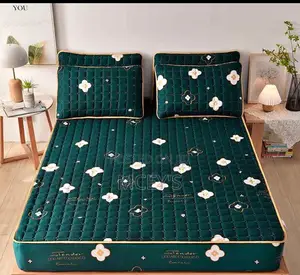 Green With Design Waterproof Mattress Protector King