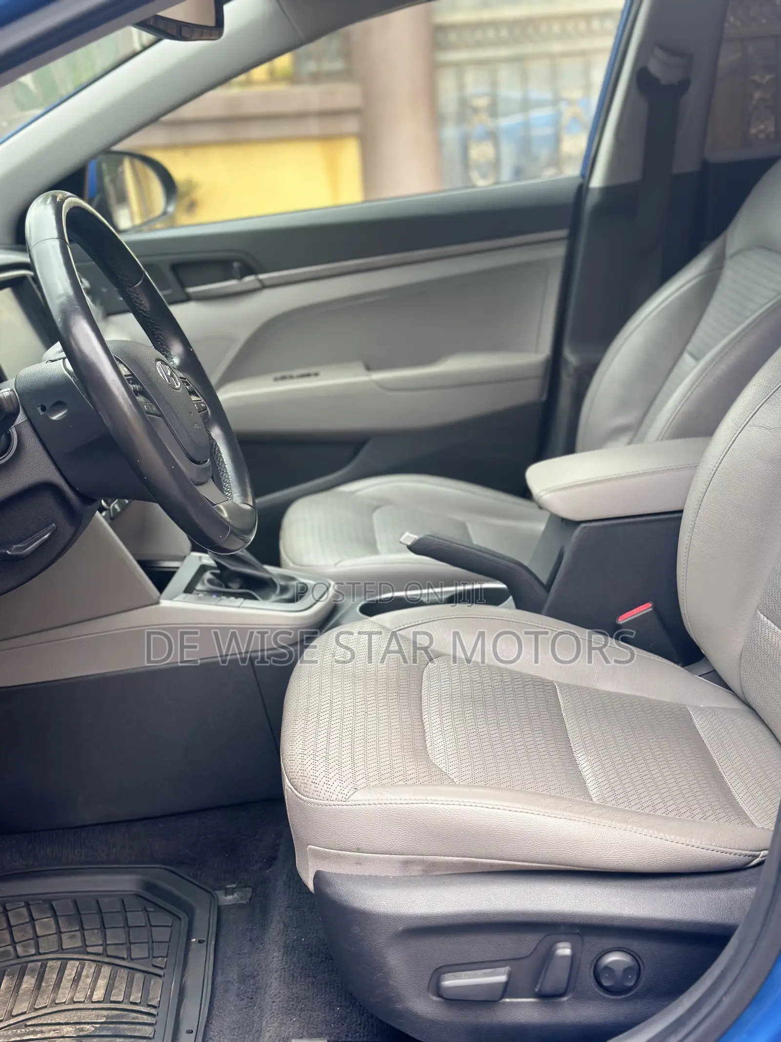 Hyundai Elantra SE Sedan FWD (1.8L 4cyl 6A) 2016 Blue