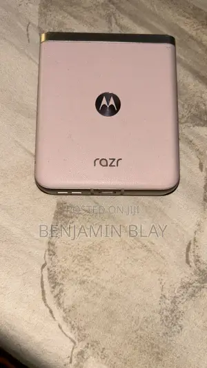 Motorola Razr 2022 128 GB Pink