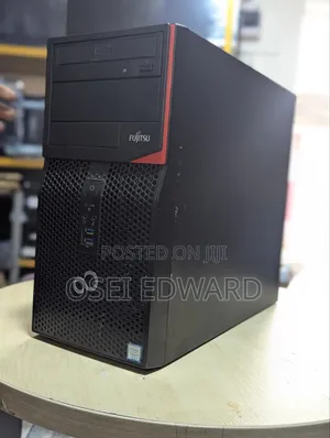Desktop Computer Fujitsu Esprimo P558 8GB Intel Core i7 SSD 256GB