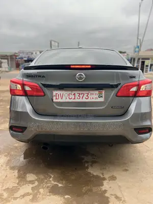 Nissan Sentra SR 2019 Gray