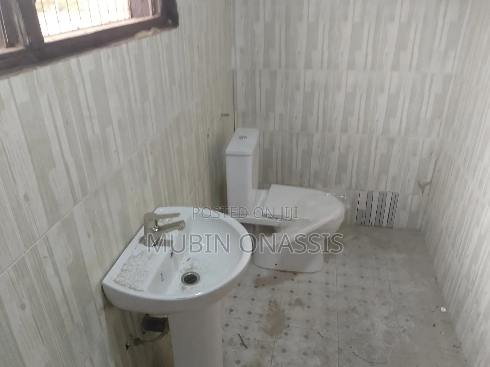 2bdrm Apartment in Items Property, Estate for rent