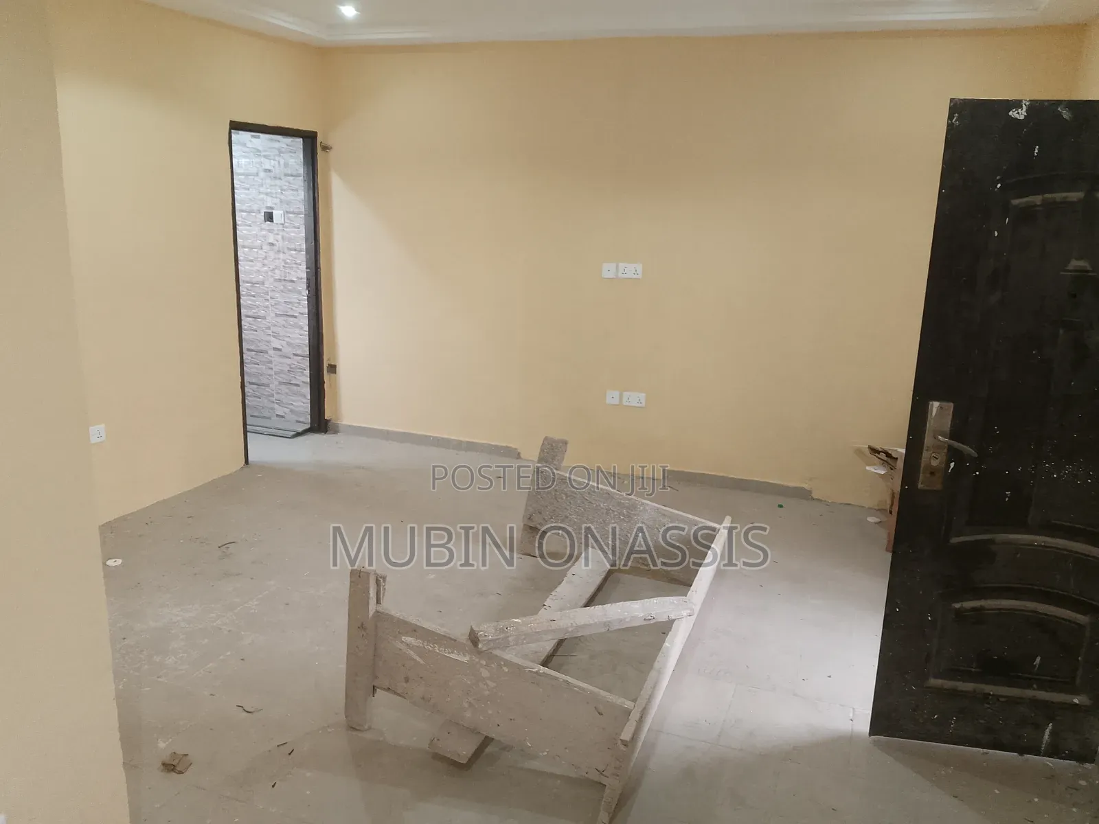 2bdrm Apartment in Items Property, Estate for rent