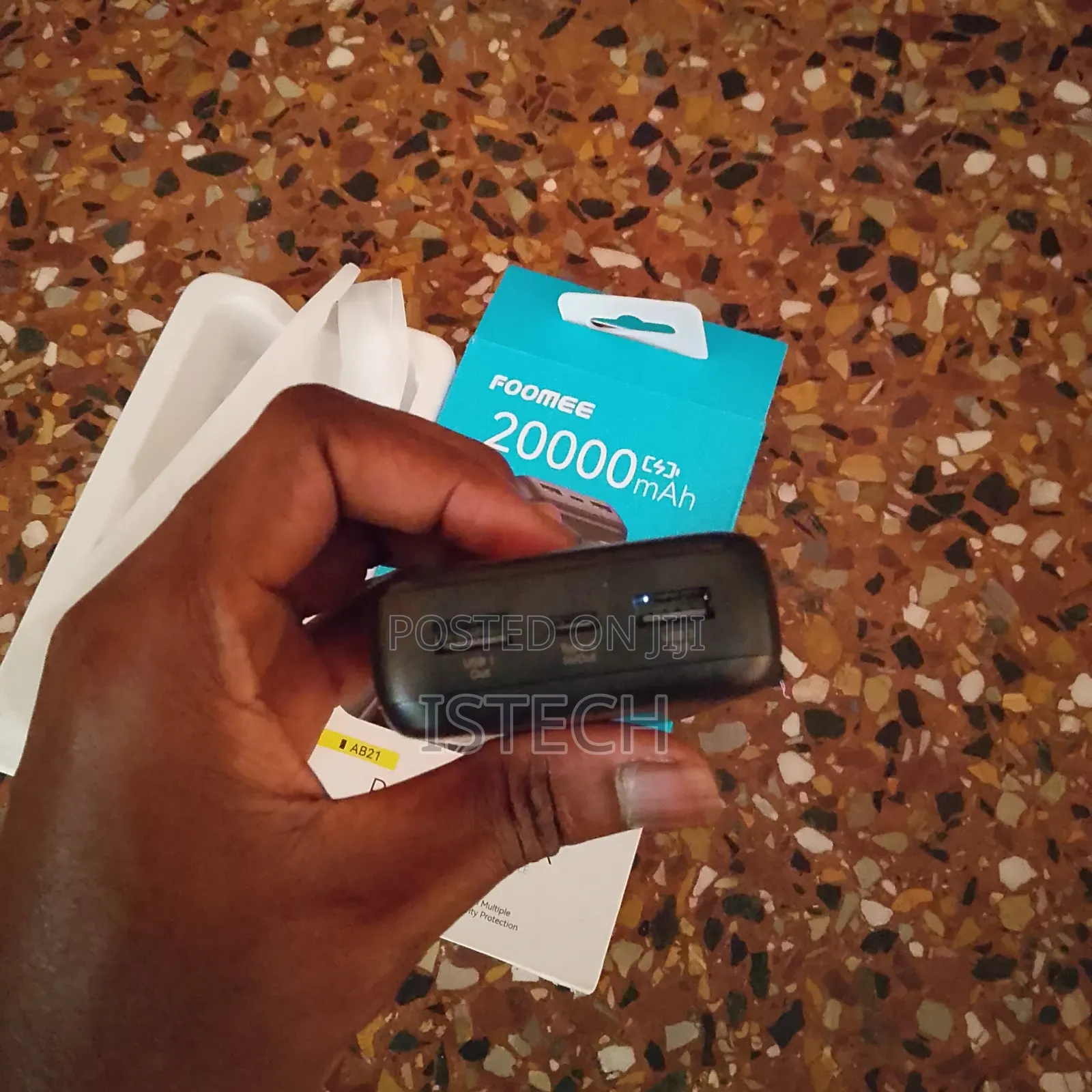 Power Bank 20000mAh Fast Charging (Model AB21) - Brand New