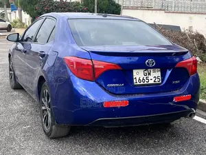 Toyota Corolla XSE (1.8L 4cyl 2A) 2019 Blue