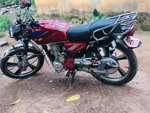 Royal RY125 2025 Red
