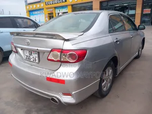 Toyota Corolla 2013 Silver