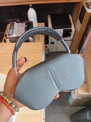 Airpods Max 1st Generation Used One