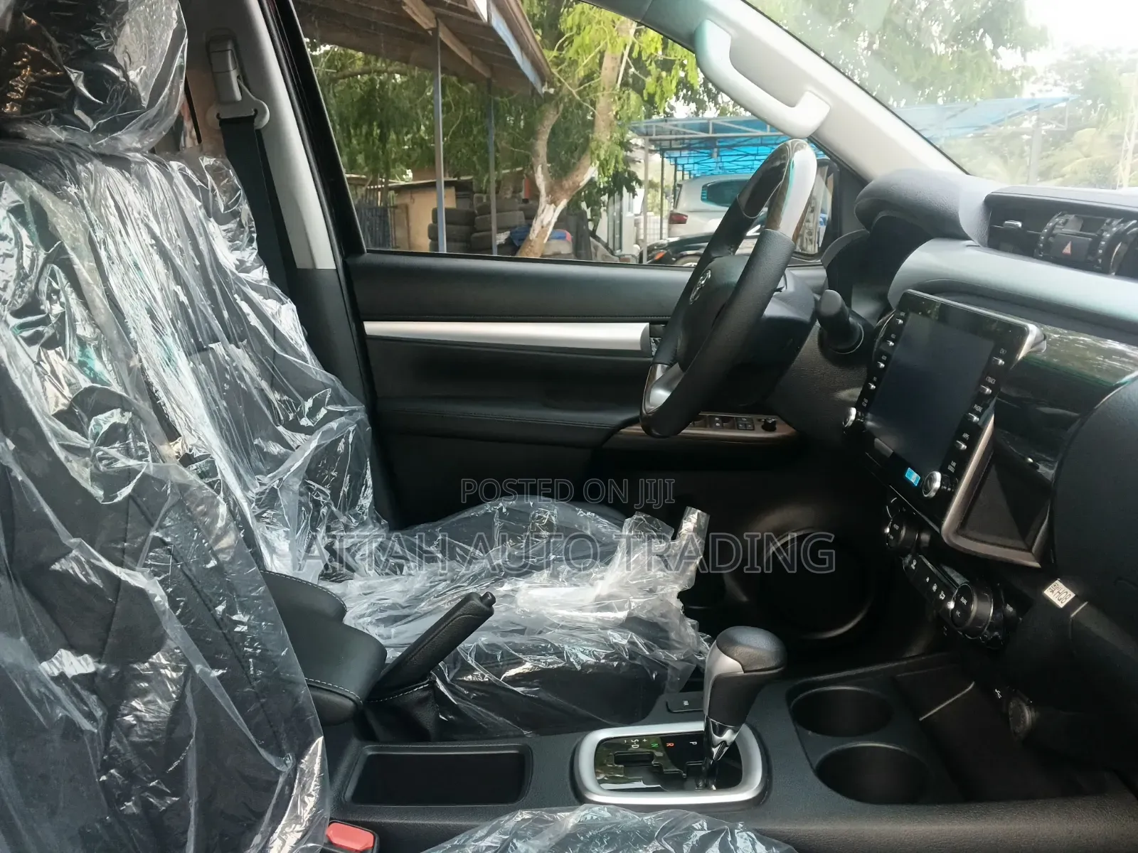 Toyota Hilux 2025 Black