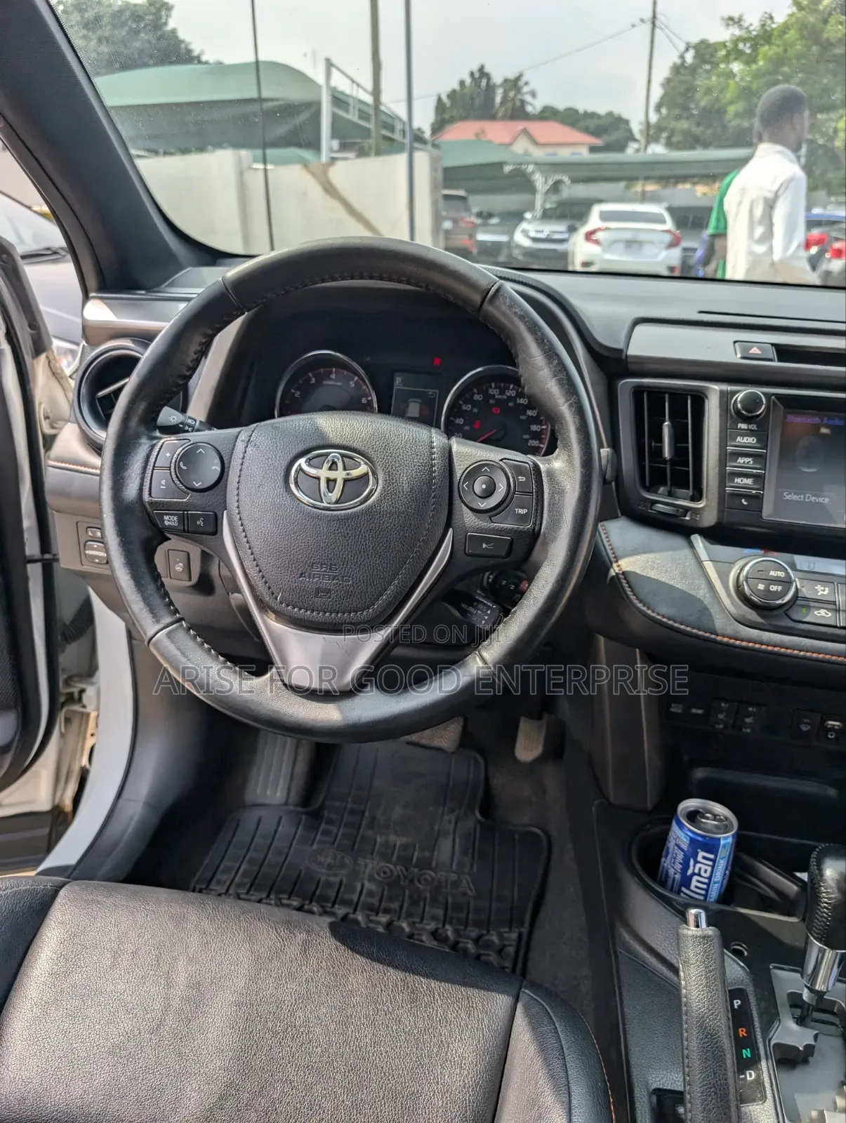 Toyota RAV4 XLE AWD (2.5L 4cyl 6A) 2016 White