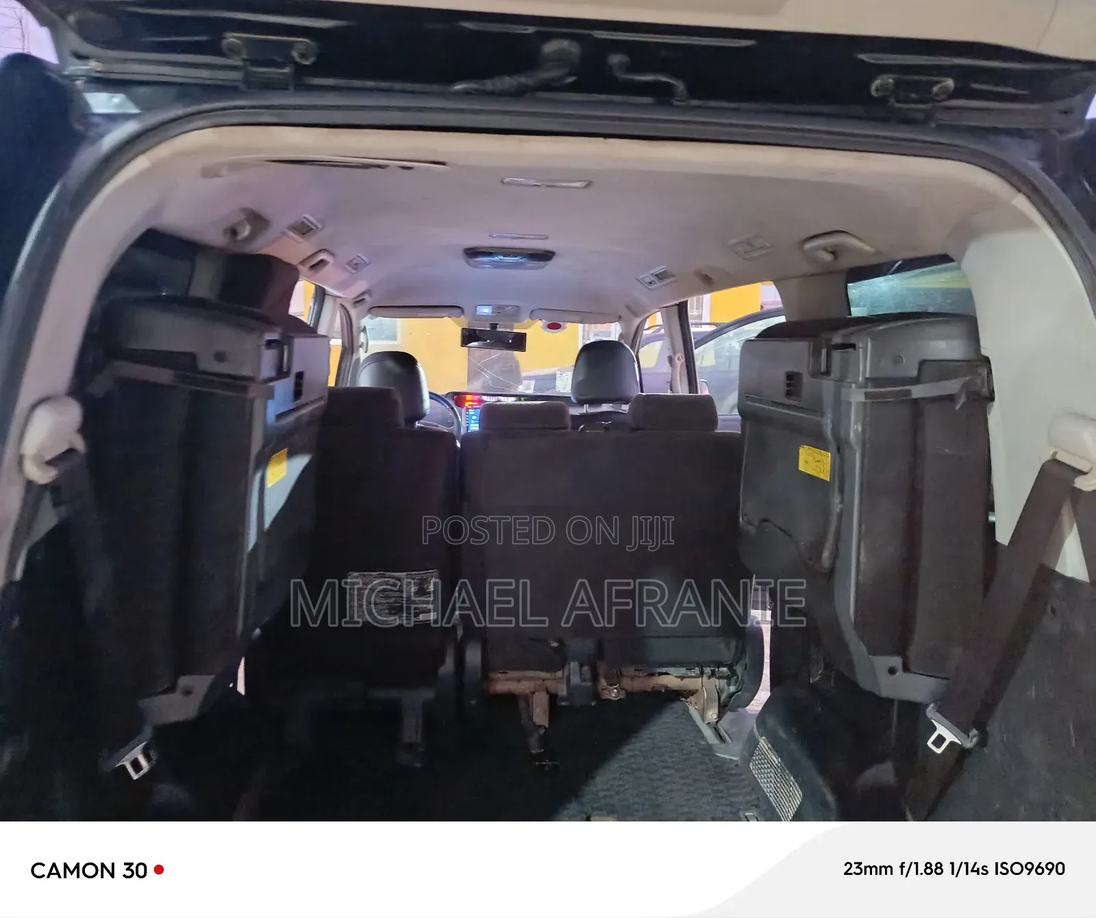 Toyota Voxy V 4WD 7-Seater 2010 Black