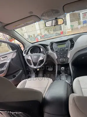 Hyundai Santa Fe SE AWD 2016 Blue
