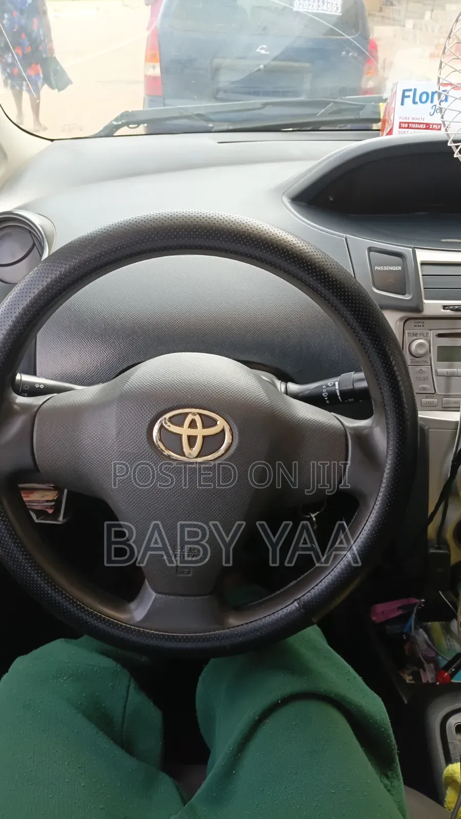 Toyota Vitz 1.0 FWD 5dr 2010 Blue