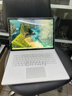 Laptop Microsoft Surface Book 2 16GB Intel Core i7 SSD 256GB