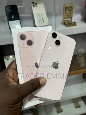 Apple iPhone 13 128 GB Pink
