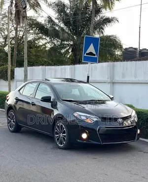 Toyota Corolla 2016 Black
