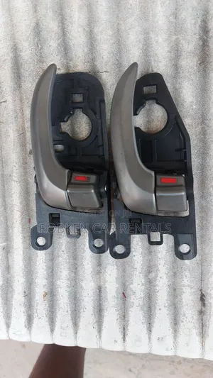 Hyundai Elantra Inner Door Openner