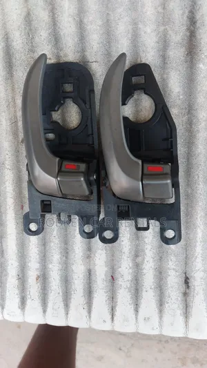 Hyundai Elantra Inner Door Openner