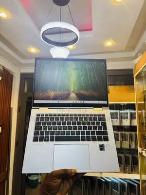 Laptop HP EliteBook 830 G9 16GB Intel Core i5 SSD 512GB