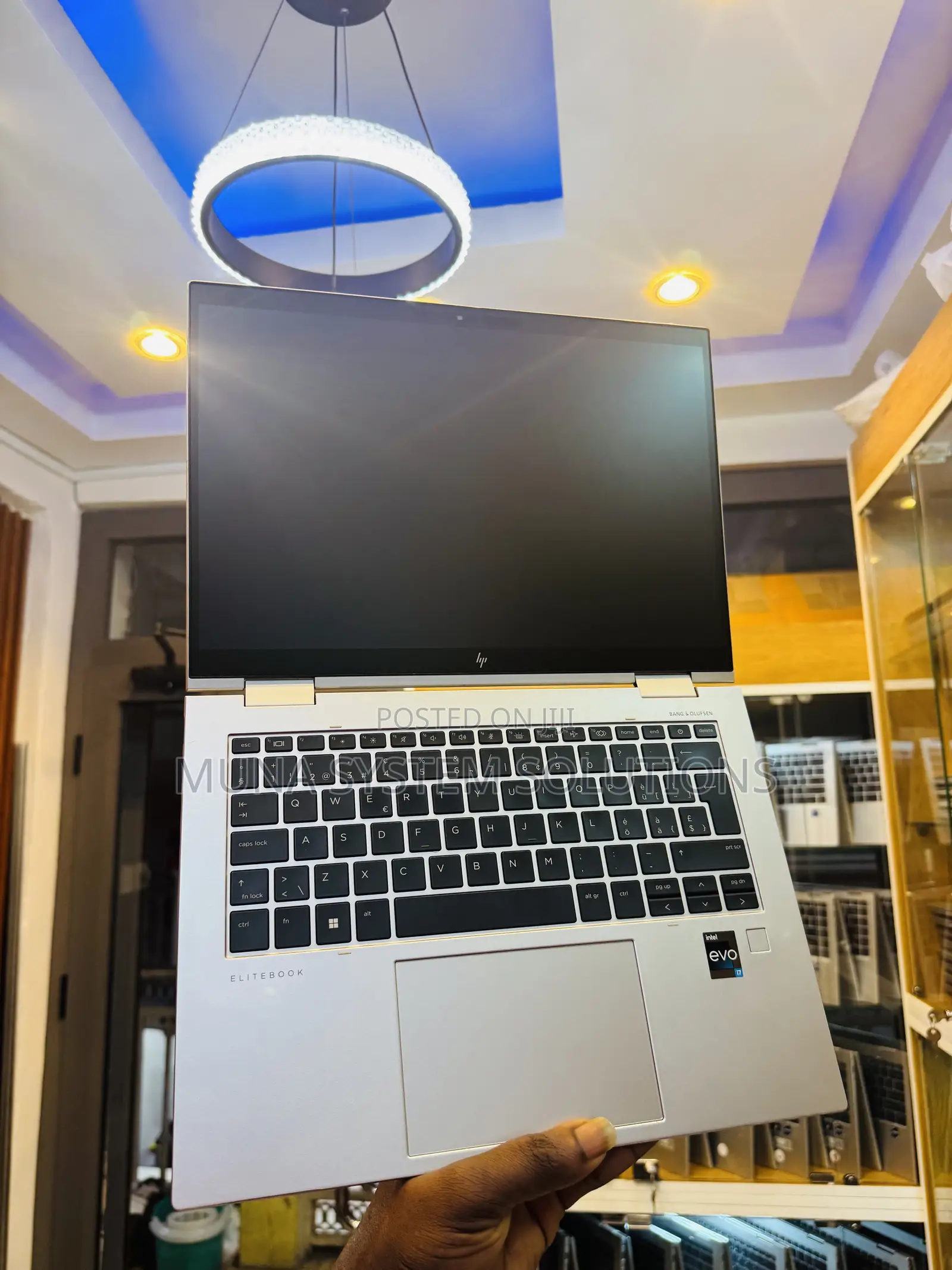 Laptop HP EliteBook 830 G9 16GB Intel Core i5 SSD 512GB