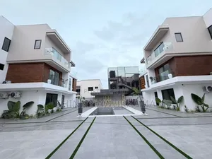 4bdrm House in East Legon Hills, School Junction for sale