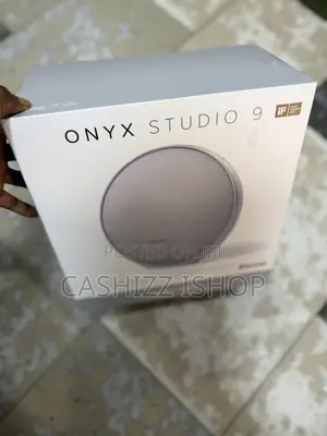 Onyx Studio 9