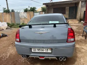 Chrysler 300C Base RWD 2015 Silver