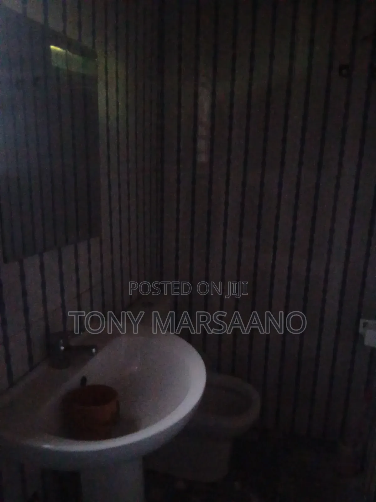 2bdrm Apartment in Atomic Down, Asore Junction for rent
