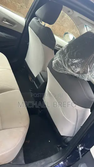 Toyota Corolla LE 2021 Blue