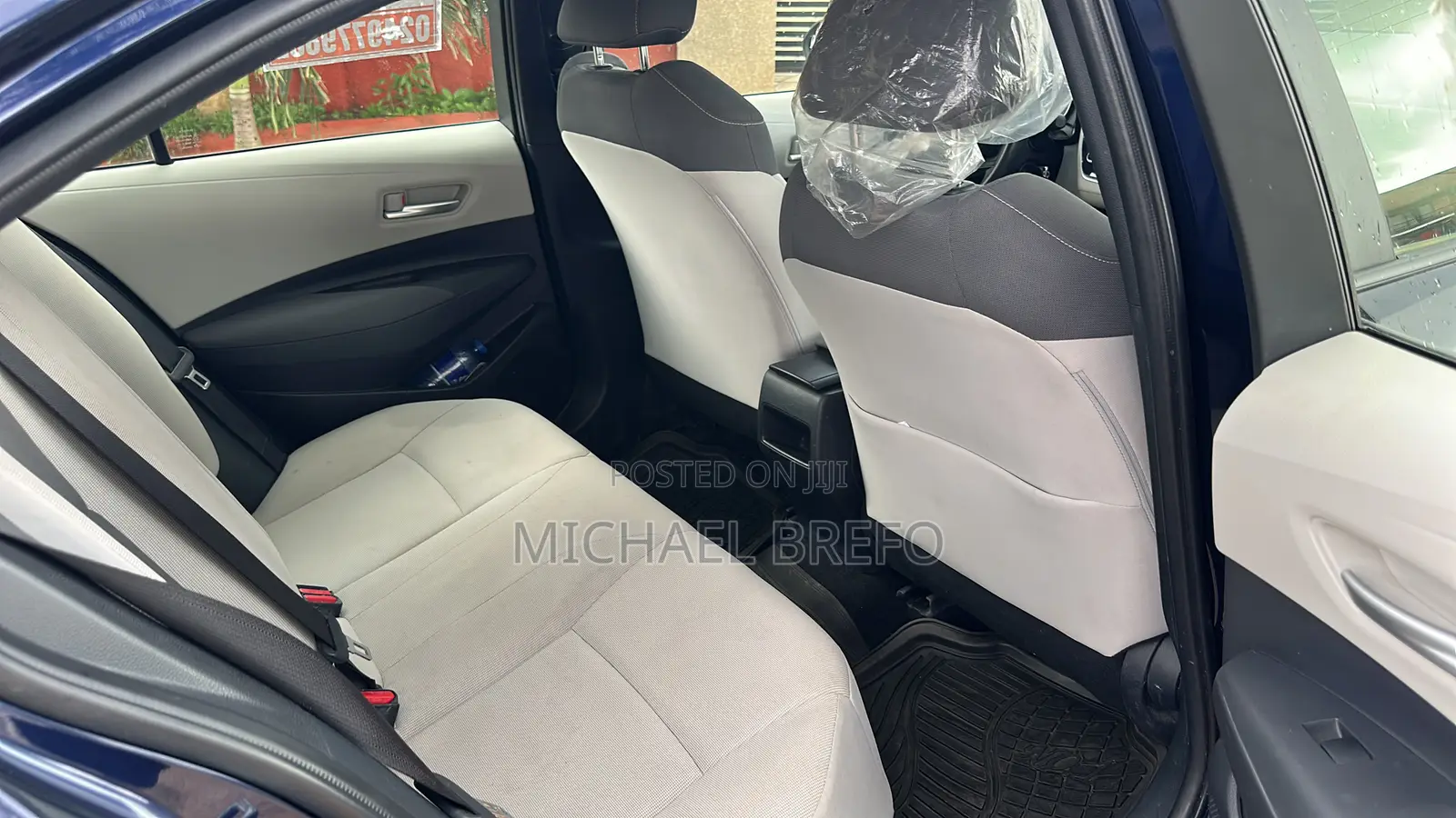 Toyota Corolla LE 2021 Blue