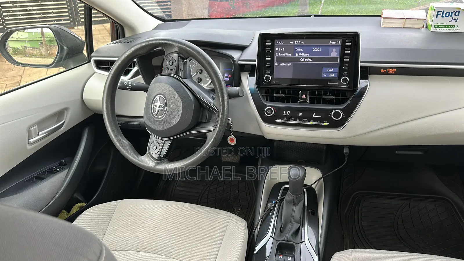 Toyota Corolla LE 2021 Blue