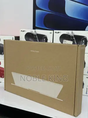 New Laptop Samsung Galaxy Book5 Pro 16GB Intel Core Ultra 7 SSD 512GB