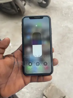 Apple iPhone XR 64 GB Black