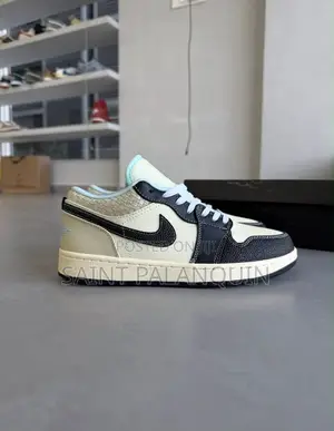 Nike Air Jordan 1 Low SE "Coconut Milk"