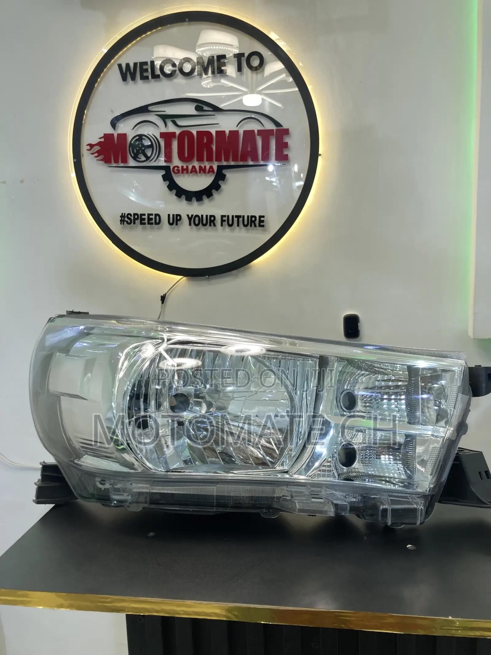 Toyota Hilux 2015,2016,2017,2018,2019 Headlight Rivo