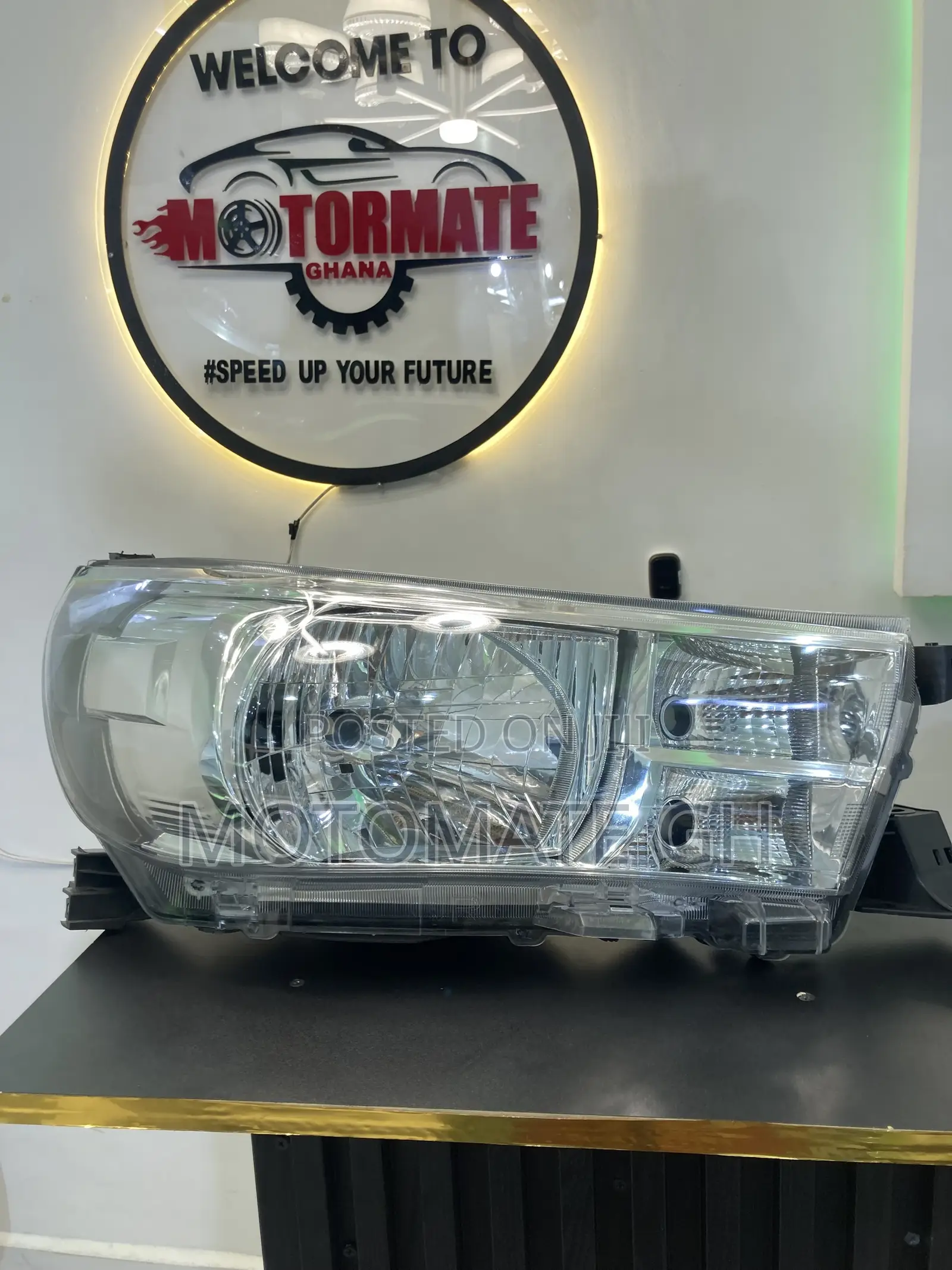 Toyota Hilux 2015,2016,2017,2018,2019 Headlight Rivo