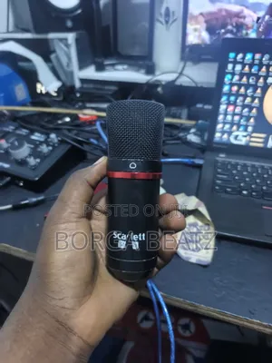Focusrite Scarlett Main Microphone