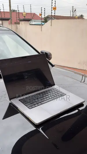 Laptop Apple MacBook Pro 16GB Apple M1 Pro SSD 1T