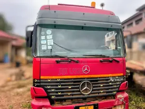 Trailer Head (Mercedes-Benz 
Actros
2000)