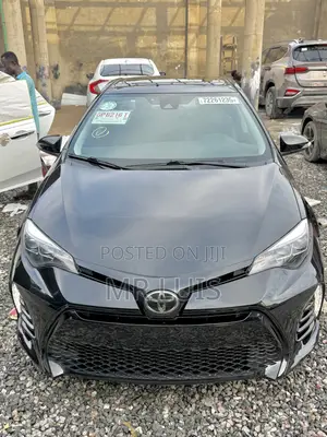 Toyota Corolla XSE 4dr Sedan (1.8L 4cyl CVT) 2017 Black