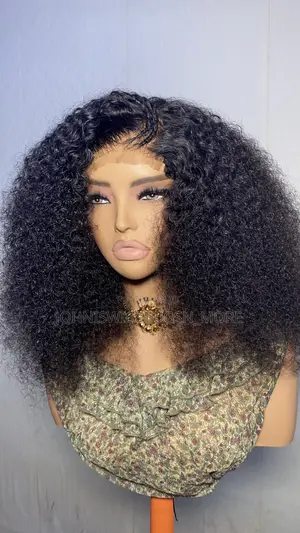 18” Kinky Curls