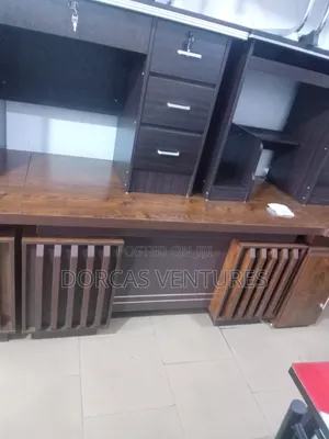 140cm Rectangular Office Table