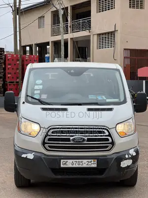 Ford Transit-350 2018 White