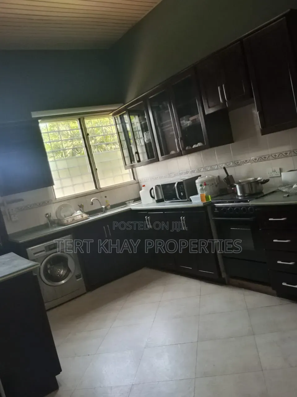 Furnished 5bdrm House in New Town, Teshie-Nungua Estates for rent