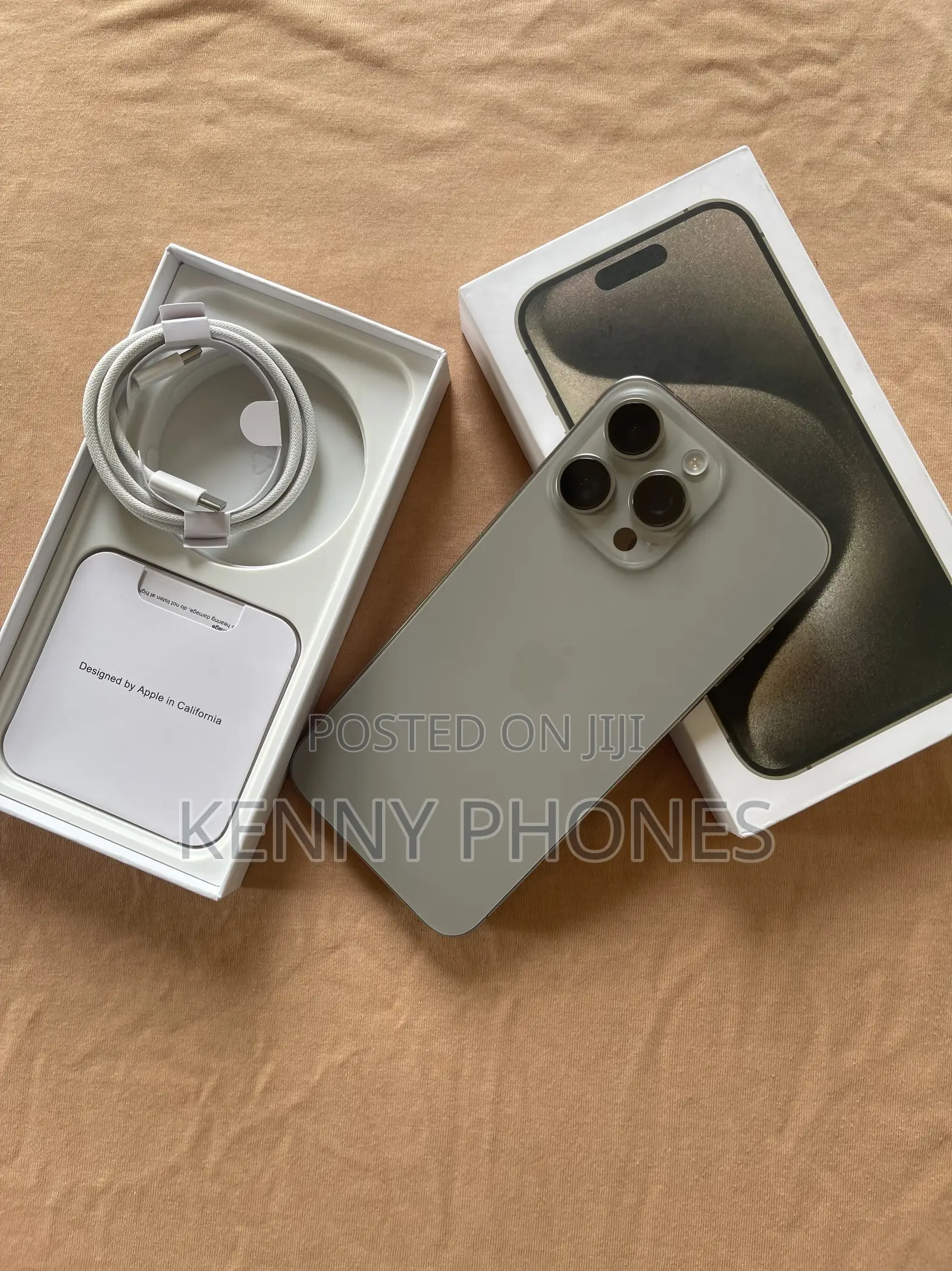 Apple iPhone 15 Pro Max 256 GB Silver