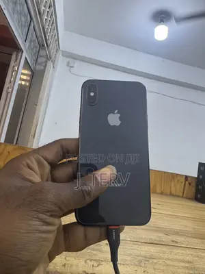 Apple iPhone XS 64 GB Black