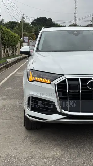 Audi Q7 Premium Plus 2024 White
