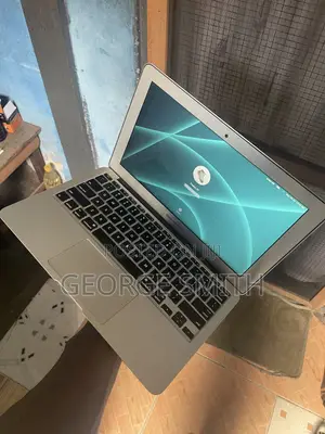 Laptop Apple MacBook Air 2012 4GB Intel Core i5 SSD 256GB