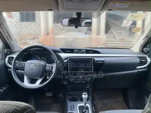 Toyota Hilux Revo Double Cab Deisel 2.4 AWD 2019 Gray