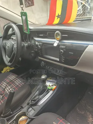 Toyota Corolla 2015 Red